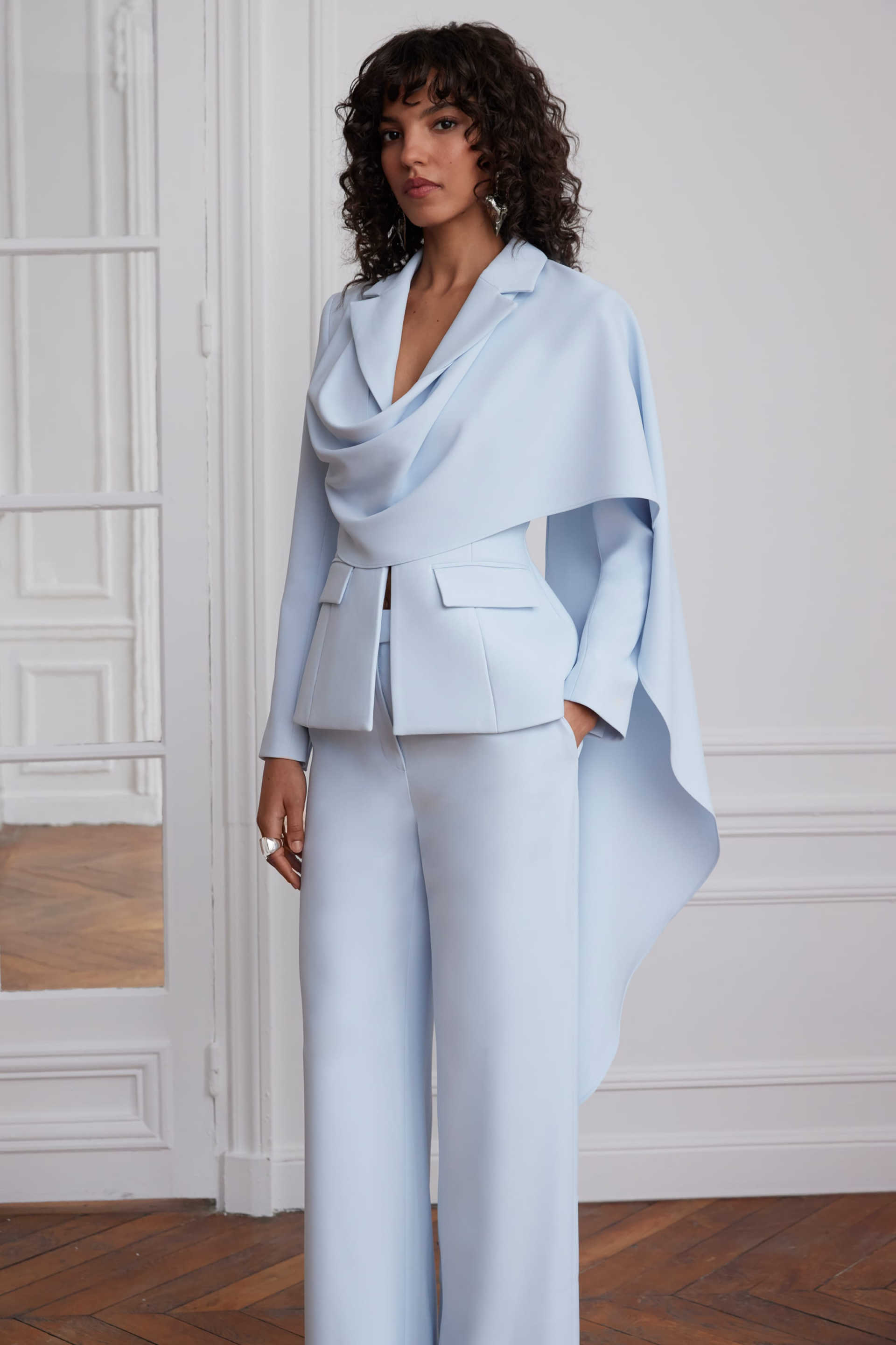 Uniek Ontworpen Damespakken 2- - Unique Women'S Formal Wear recensie en prijs