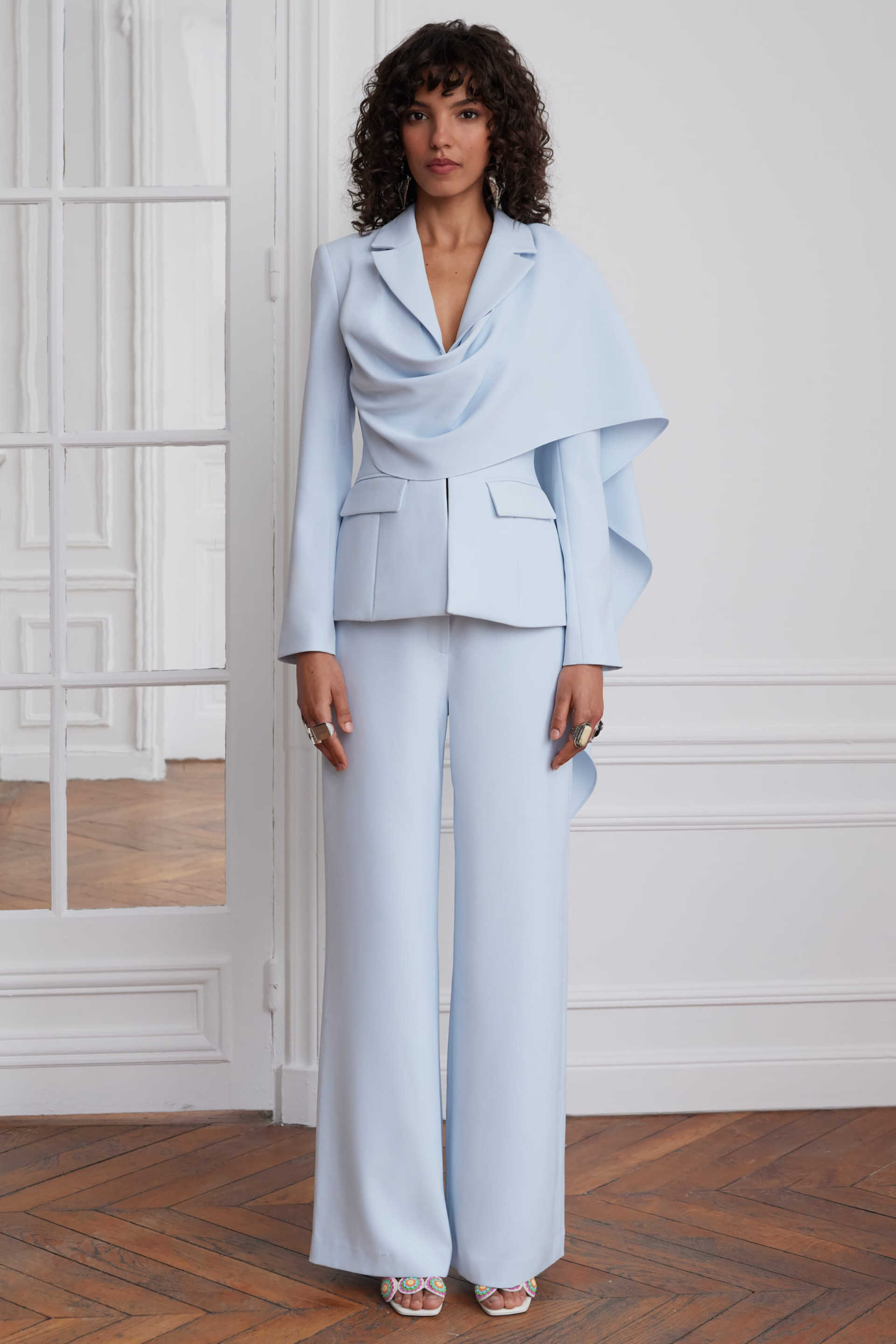 Uniek Ontworpen Damespakken 2- - Unique Women'S Formal Wear recensie en prijs